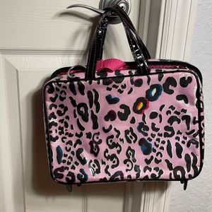 Pink cheetah plastic toiletries bag
